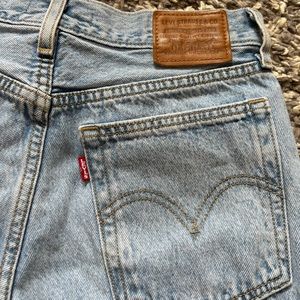 Levi’s Jeans